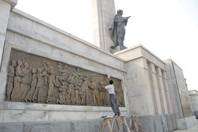 Завершилася реконструкція найбільшого російського кладовища в КНР