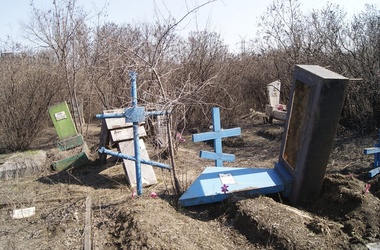 28 березня 2013, 11:10 Переглядів:   Вандали поорудувати в новій частині кладовища