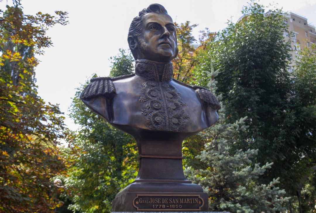 Мондрієвський підкреслив, що відкриття такого пам'ятника є знаком дружніх і тісних відносин між Україною та   Аргентинської республікою,   а також між Києвом і Буенос-Айресом 