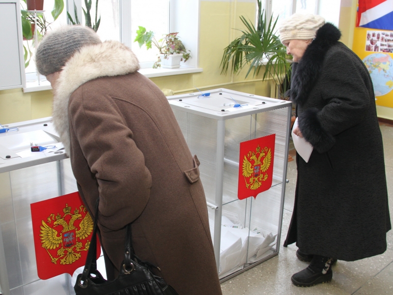 Крім того, напередодні виборів відразу на трьох виборчих дільницях Хабаровська відбулися навчання на випадок масових заворушень
