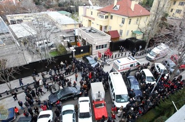 2 лютого 2013, 21:30 Переглядів:   Біля входу в посольство США в Туреччині пролунав вибух