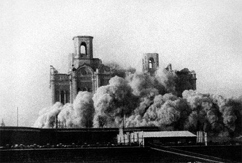 Знесення храму в 1931 році