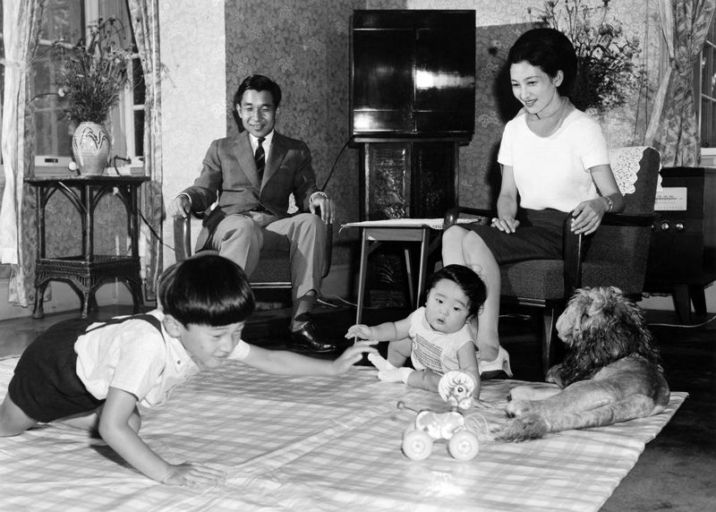 Сім'я наслідного принца відпочинку в готелі Prince Hotel в м Каруїдзава преф