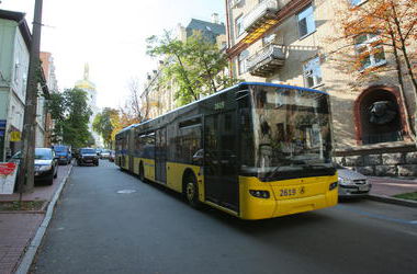 11 вересня 2014 року, 14:20 Переглядів:   Автобус №24 курсуватиме між пам'ятками Києва