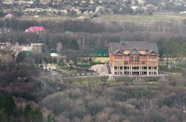 14 квітня 2011, 7:42 Переглядів:   Клубний будинок в «Межигір'ї»