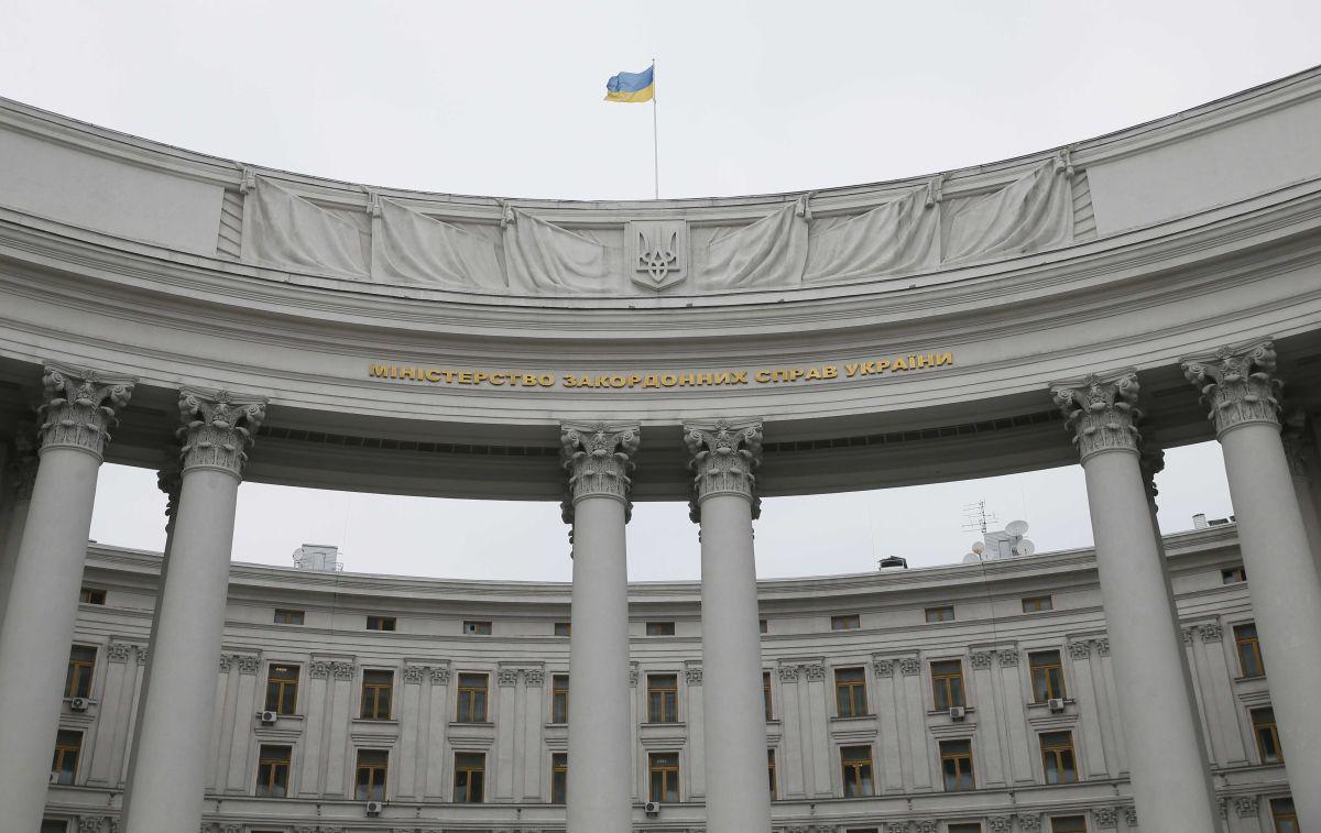 Український консул вживає заходів щодо надання допомоги постраждалим, і у взаємодії з рідними - з перевезенням тіл загиблих в Україну