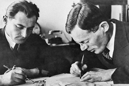 Ільф і Петров так звикли писати разом, що писали разом навіть ділові листи, а в 1936 році написали збірник нарисів про США - «Одноповерхова Америка»